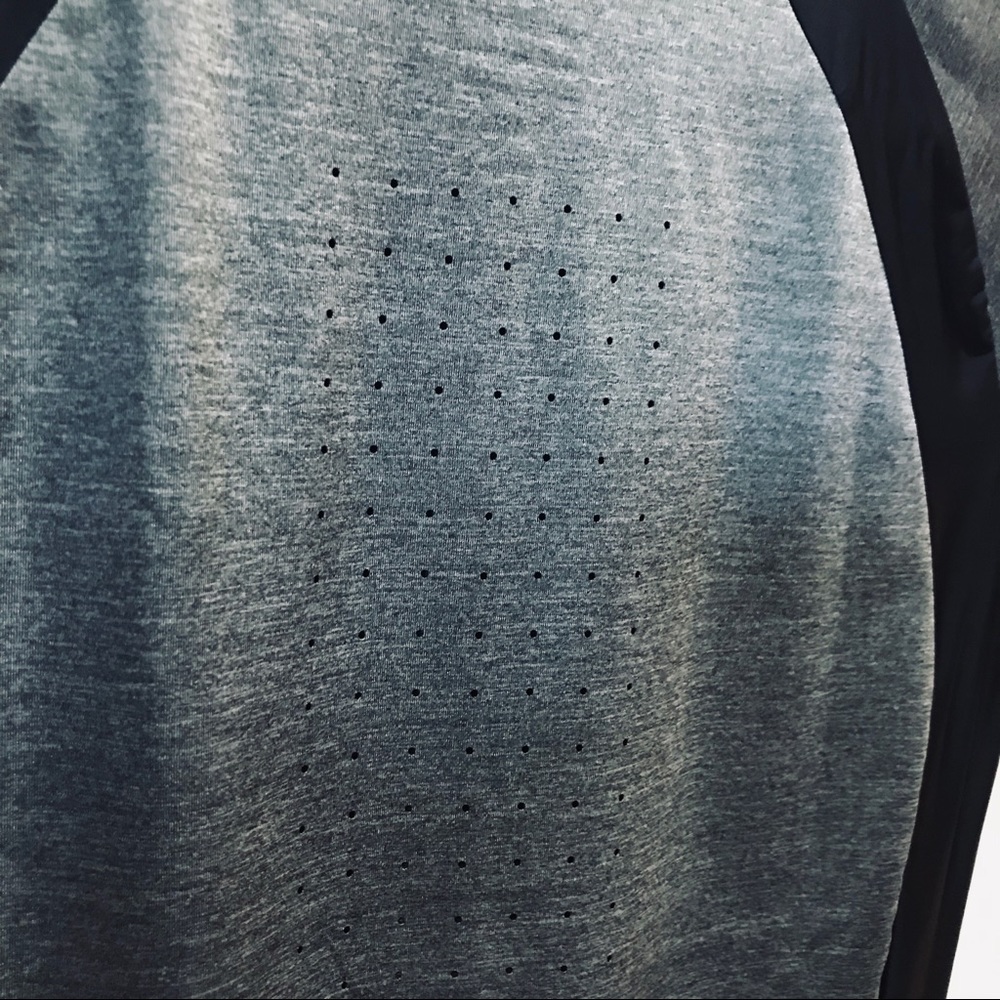 Nike Tech Top XS - Picture 9 of 9